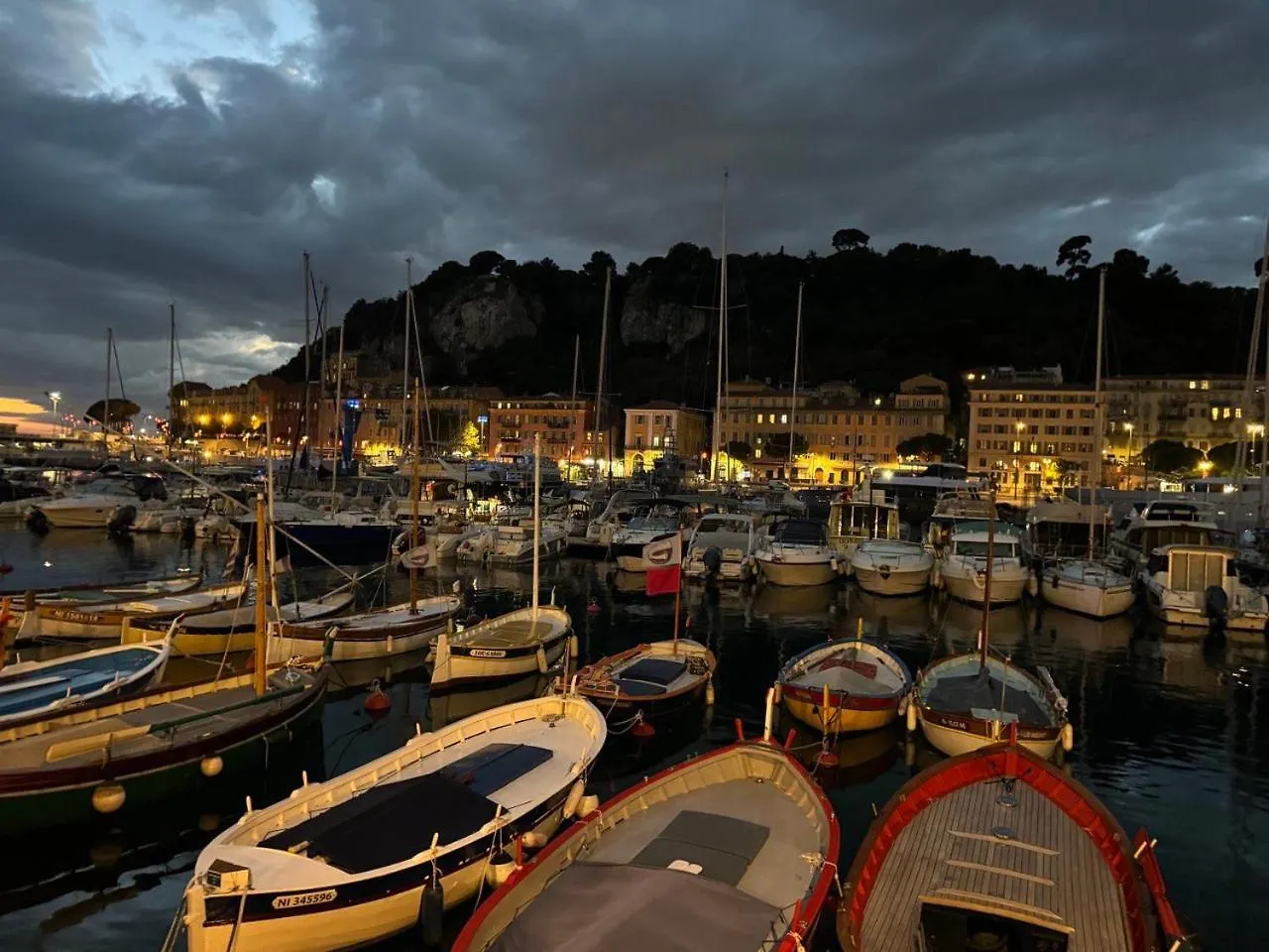 Studio Palais Des Arts Nizza